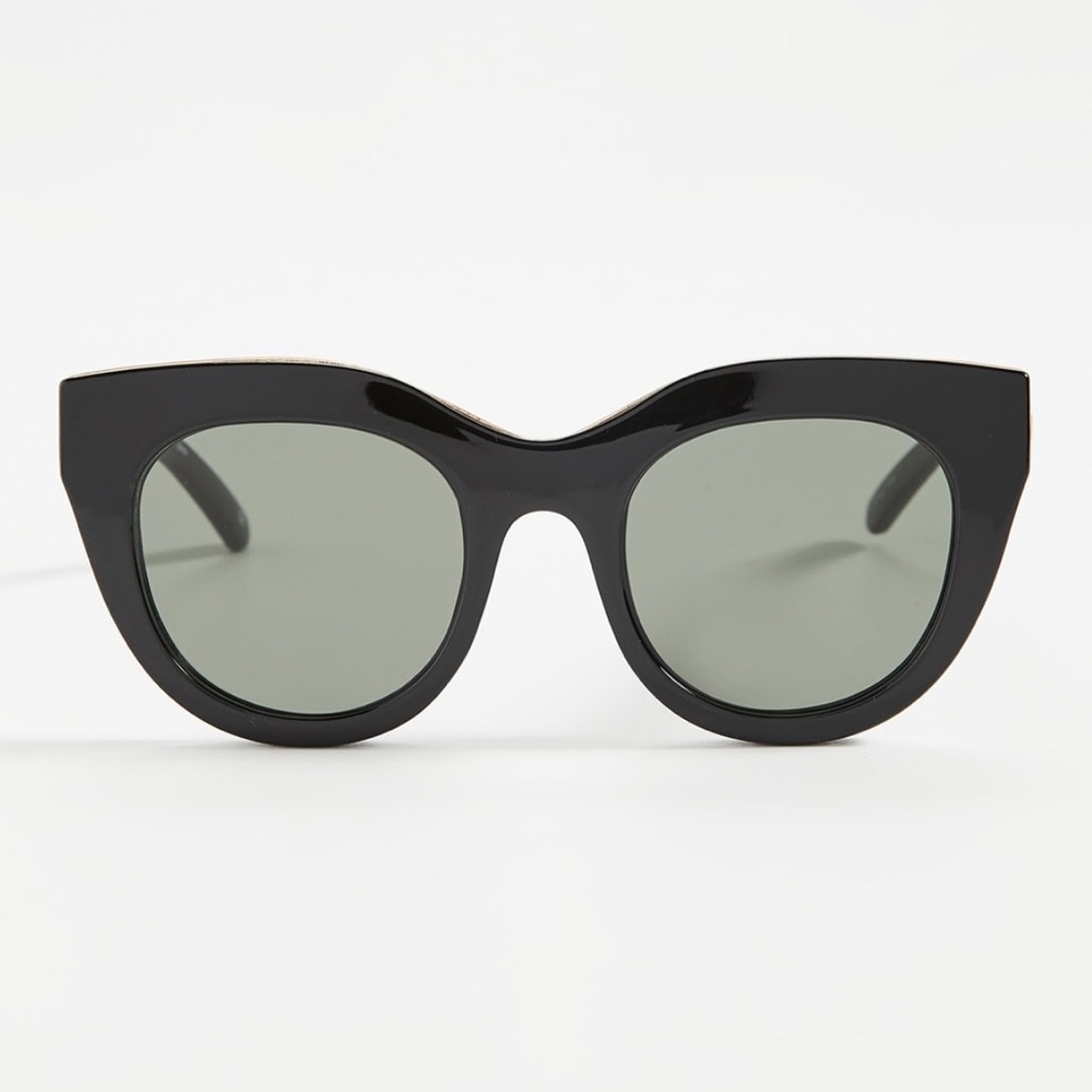 EUC: Le Spec Air Heart Sunglasses